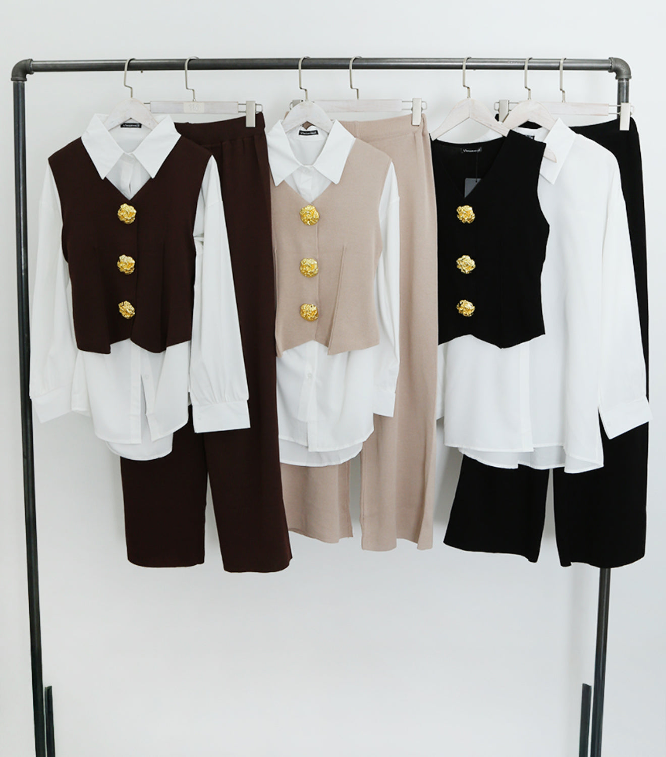 Ladies woman’s 3 piece fine knit shirt and loungewear sets (2 colours)
