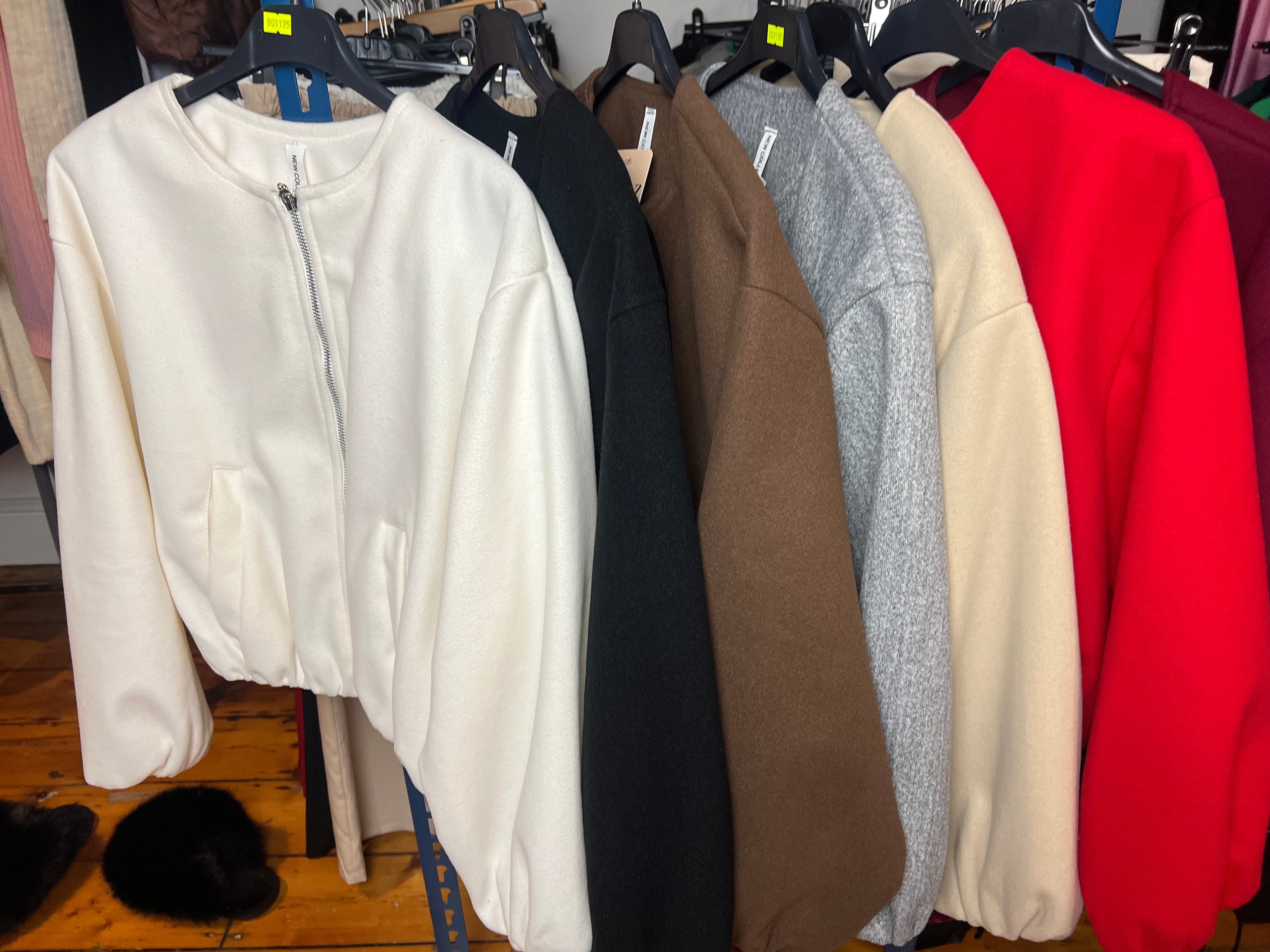 Ladies fleece puffball jackets (5 colours) one size (8-14) and (plus size 16-22)