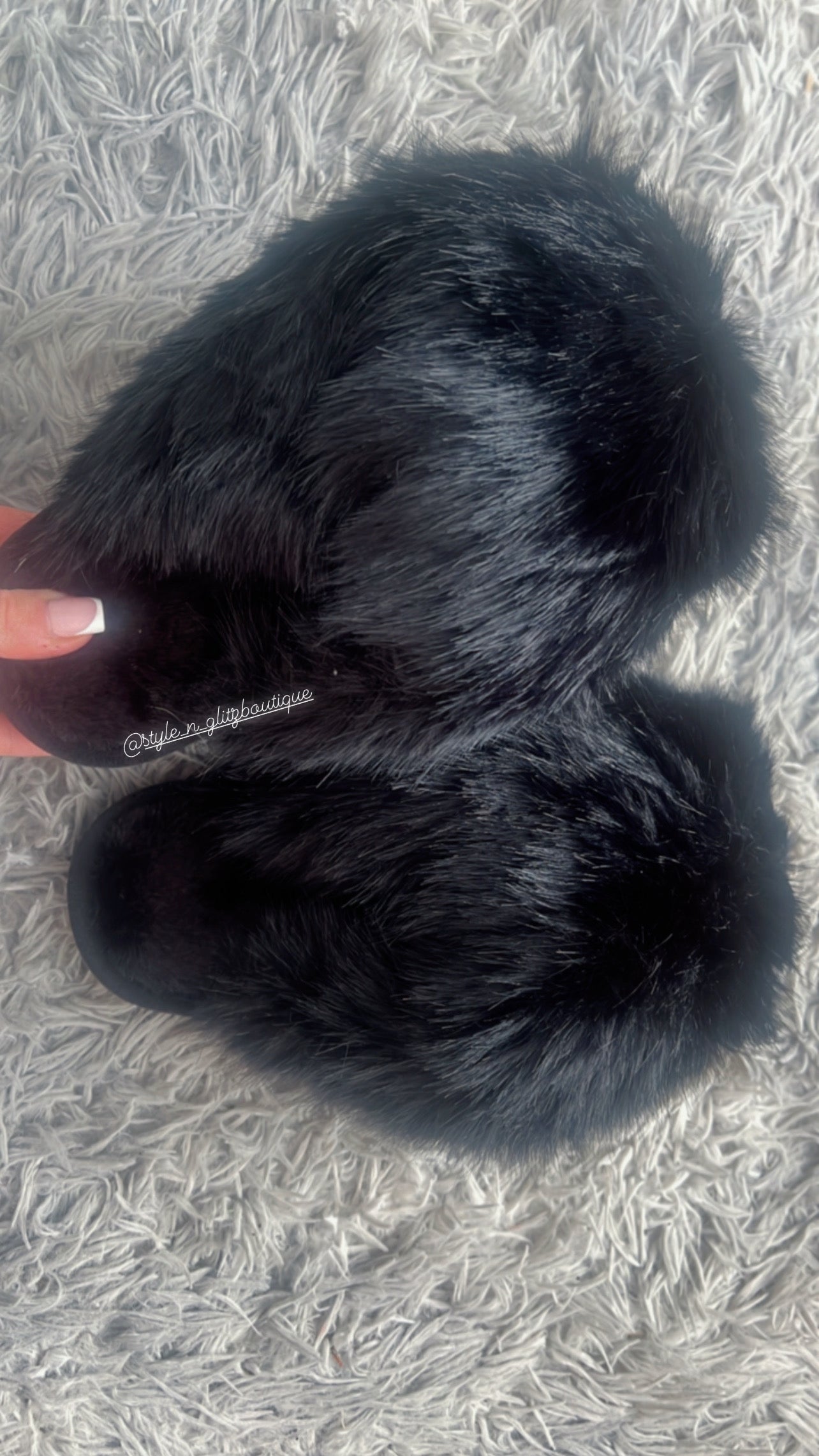 Our Lori faux fur slippers (5 colours)