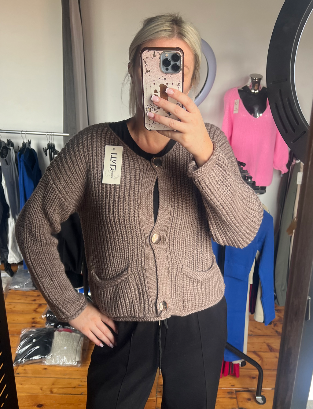 woman’s knitted cardigans (7 colours )