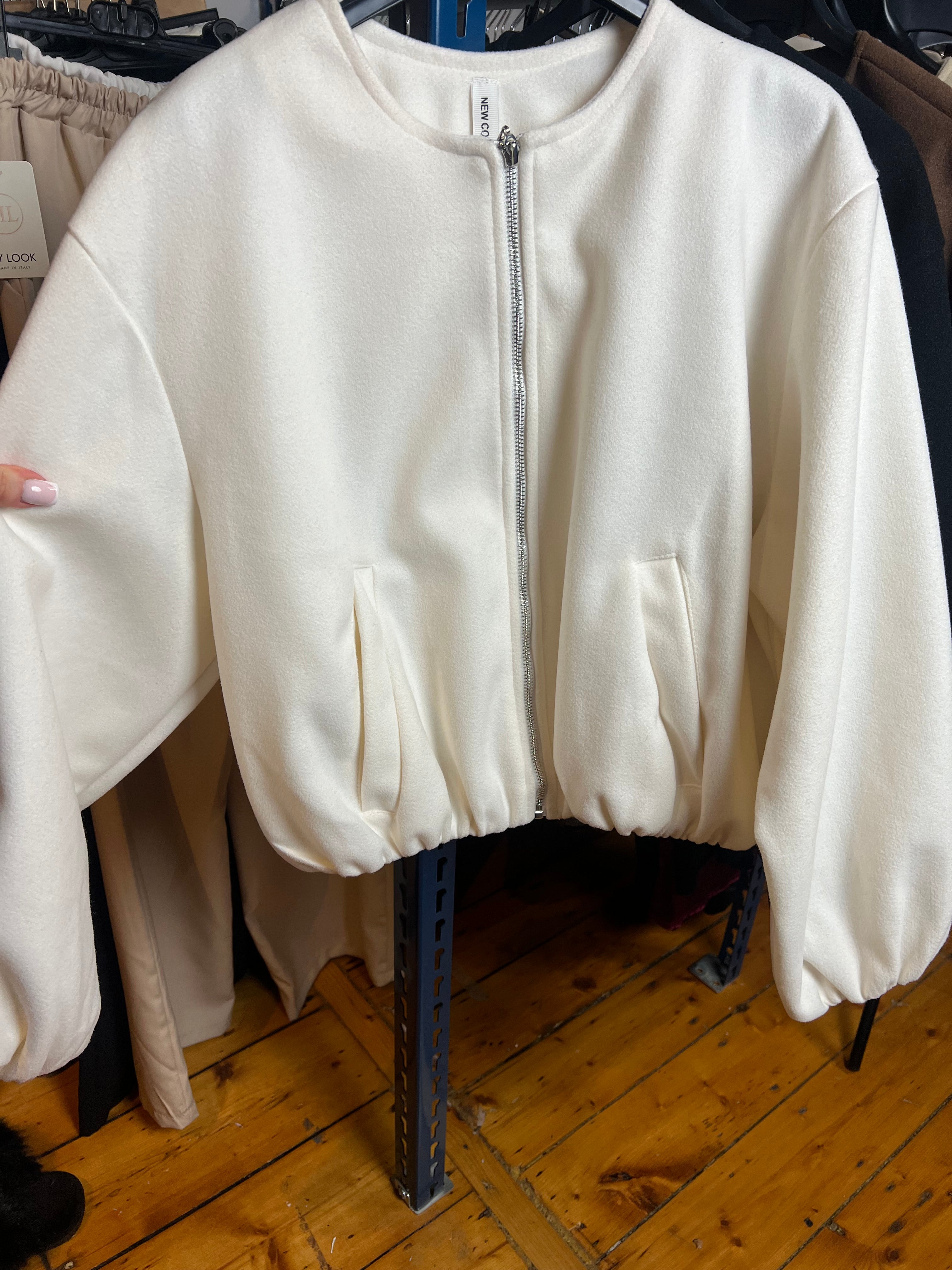 Ladies fleece puffball jackets (5 colours) one size (8-14) and (plus size 16-22)