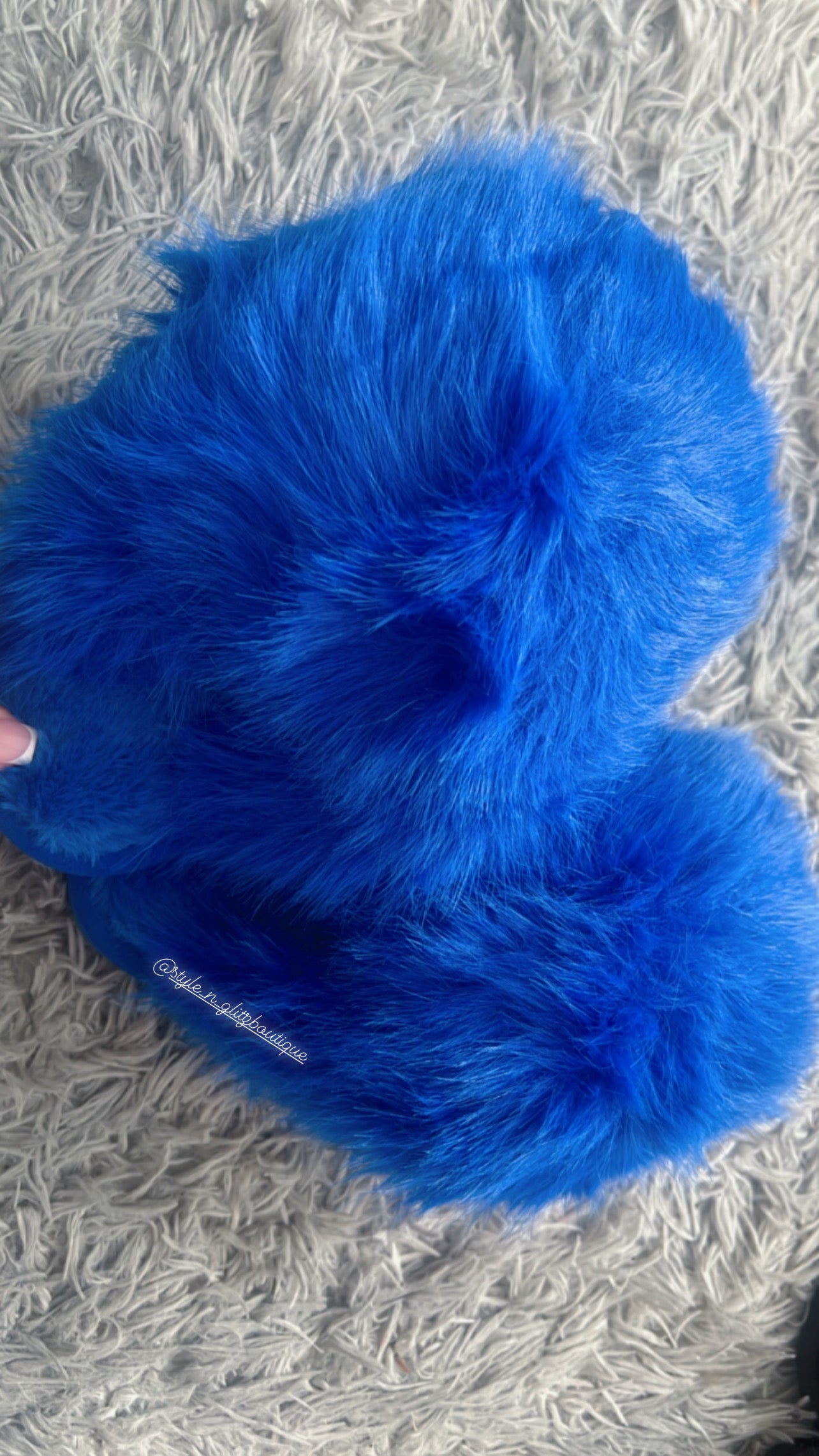 Our Lori faux fur slippers (5 colours)
