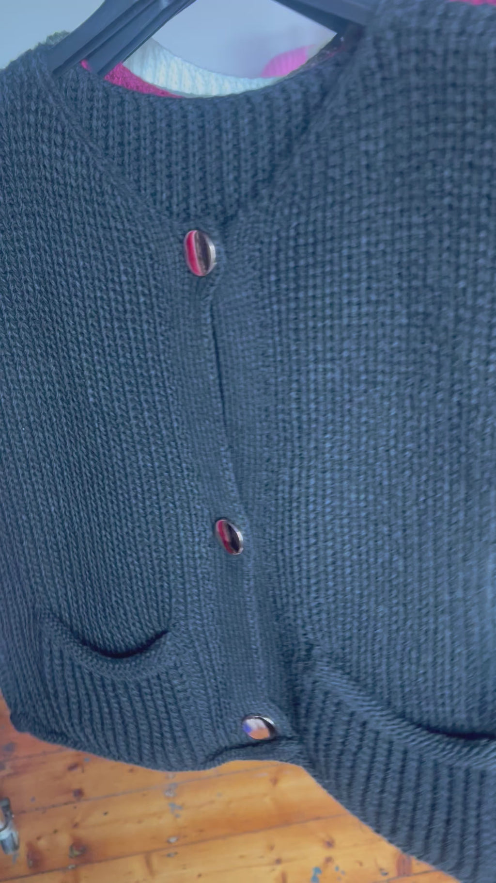 woman’s knitted cardigans gilets (6 colours )